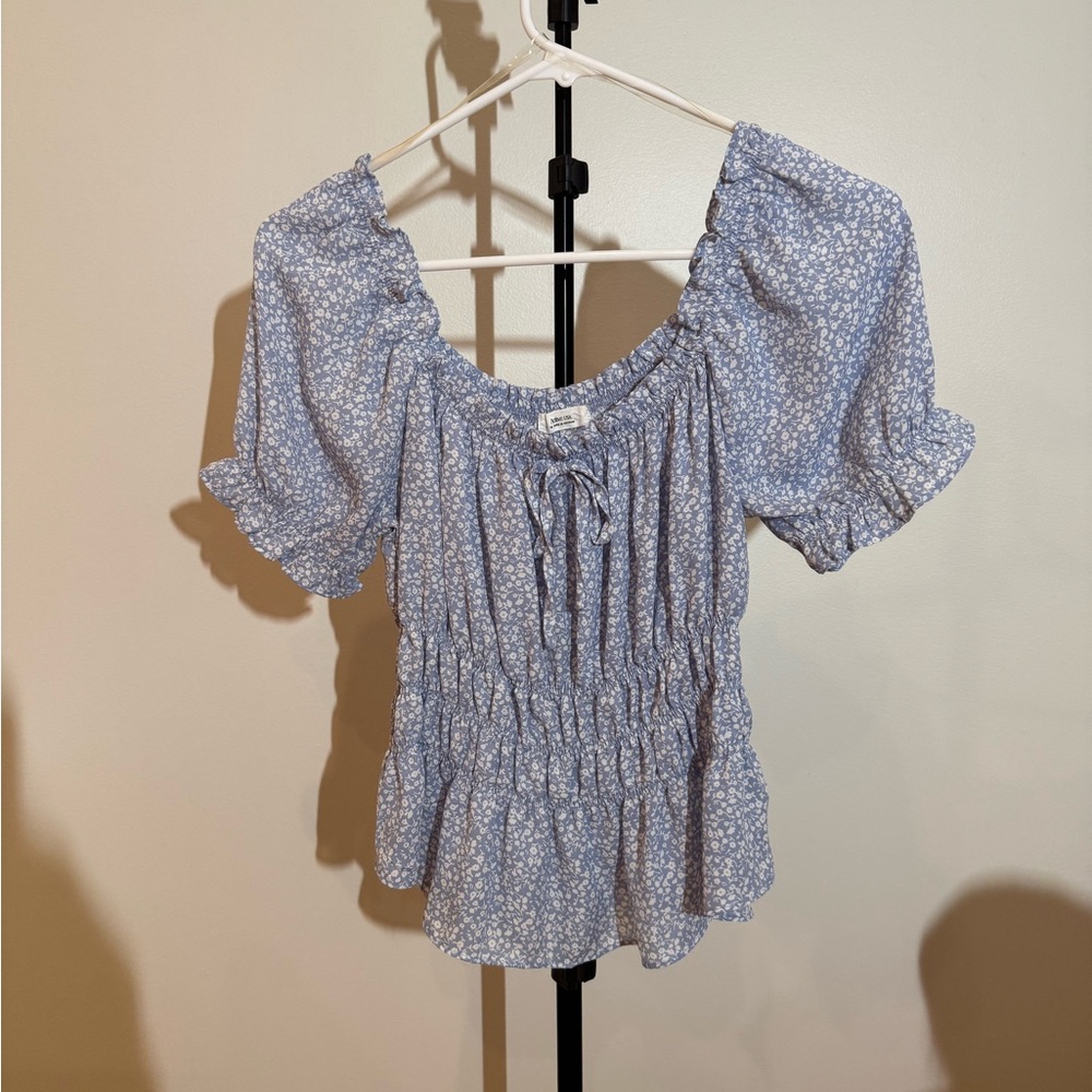 Active USA Lavender Floral Smocked Puff-Sleeve Top